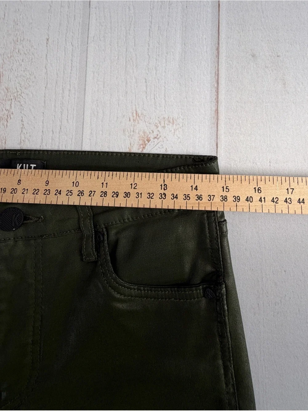 KUT From The Kloth Olive Green Faux Leather Coated Skinny Pants Size 6 - Picture 9 of 11